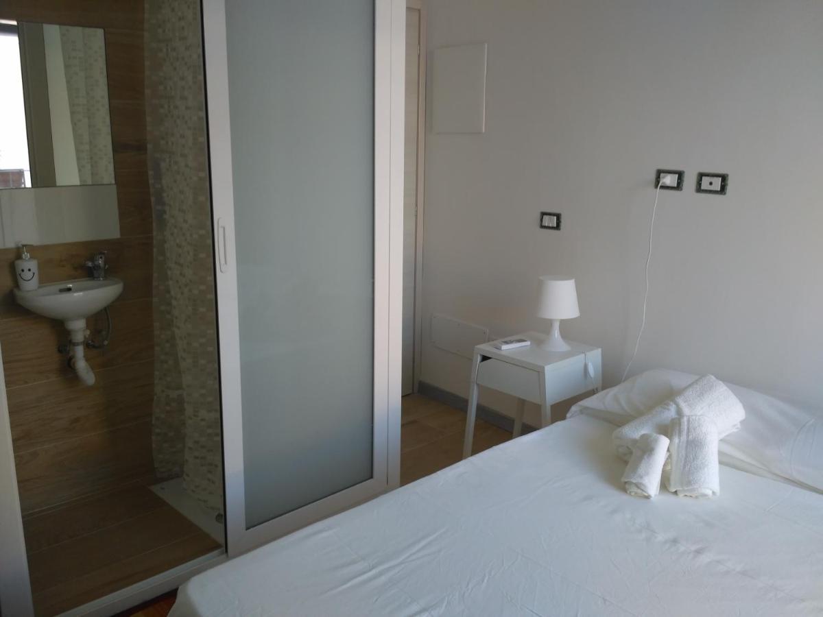 איספיקה La Casa Di Penelope B&B E Noleggio Bici Elettriche מראה חיצוני תמונה