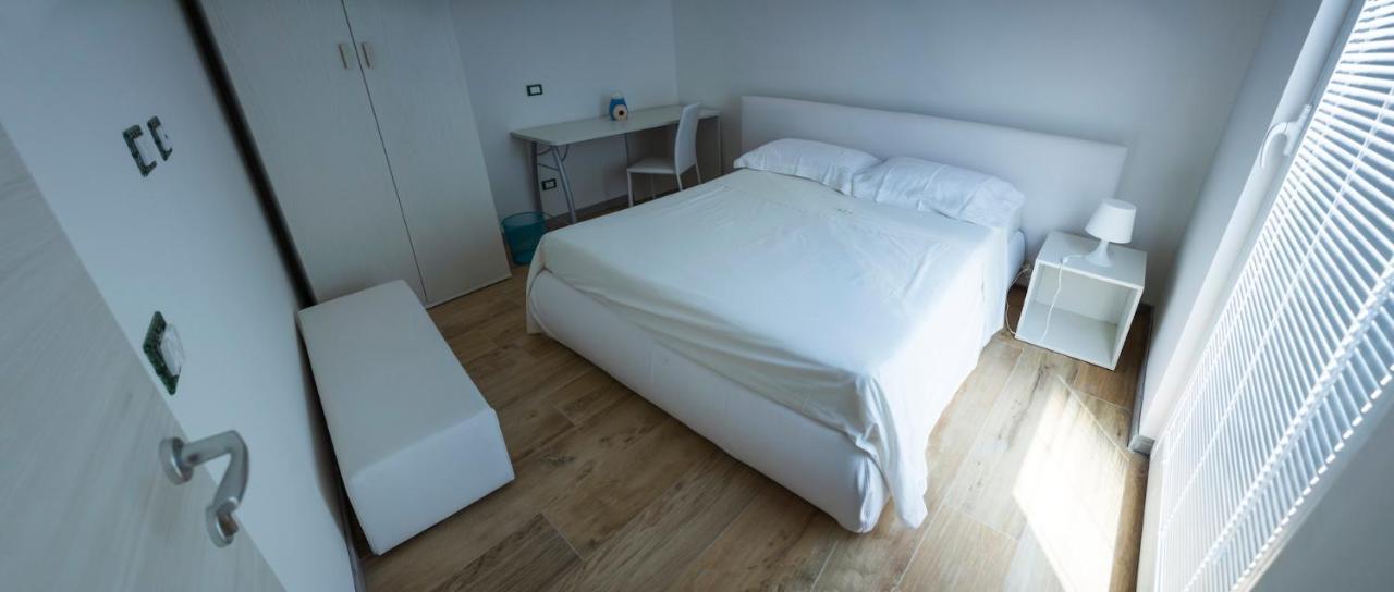 איספיקה La Casa Di Penelope B&B E Noleggio Bici Elettriche מראה חיצוני תמונה