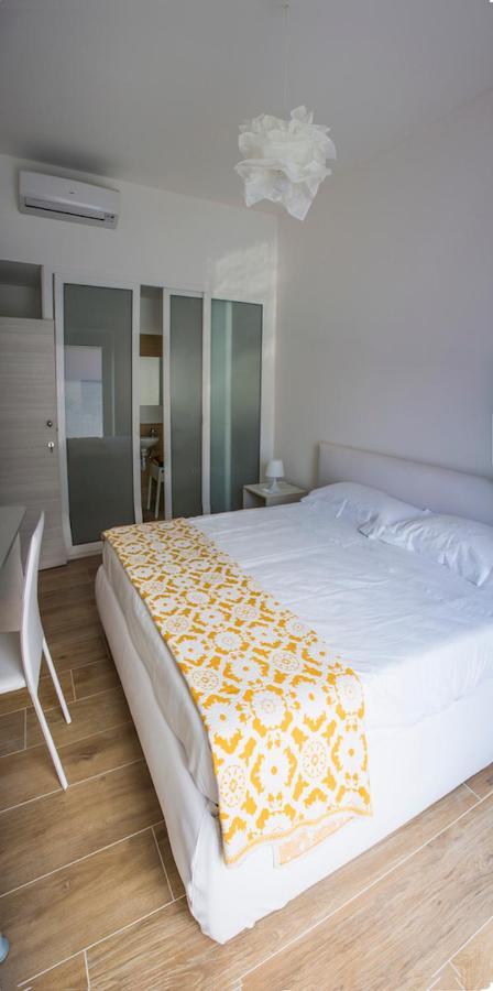 איספיקה La Casa Di Penelope B&B E Noleggio Bici Elettriche מראה חיצוני תמונה